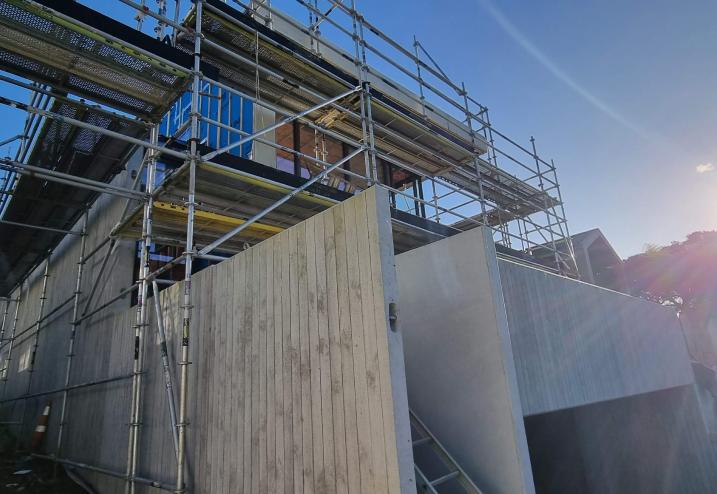Professional recladding work